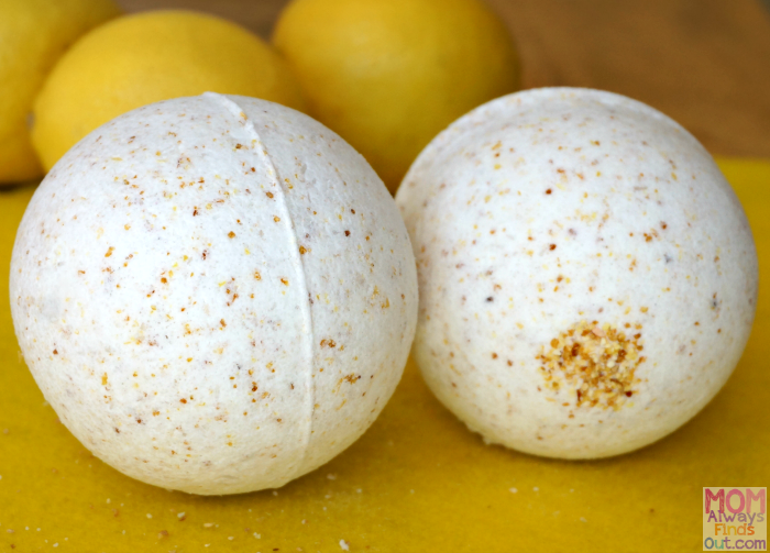How to make LUSH inspired bath bombs Lemon Vanilla Bath Bomb recipe and directions by @momfindsout