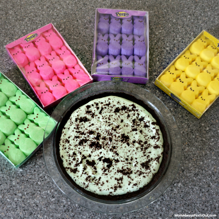 PEEPS Peppermint Marshmallow Pie - No Bake Desserts - Easy Easter Dessert Ideas #Peepsonality