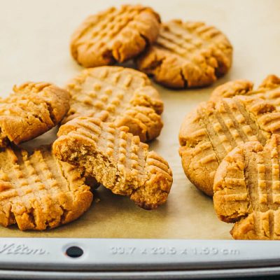 Peanut Butter Cookie Recipes It's Peanut Butter Lovers Month! Check out all thing Peanut Butter. Plus link up at Home Matters. #PeanutButter #HomeMattersParty 