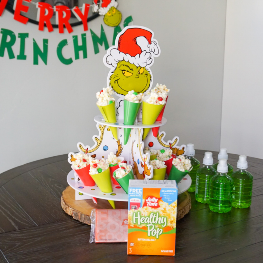 The Grinch Party Ideas - Grinch snack ideas - Easy Grinch Popcorn Recipe with marshmallows.