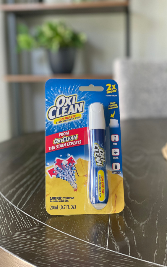 OxiClean on the go stain remover pen gets rid of stains instantly! 
